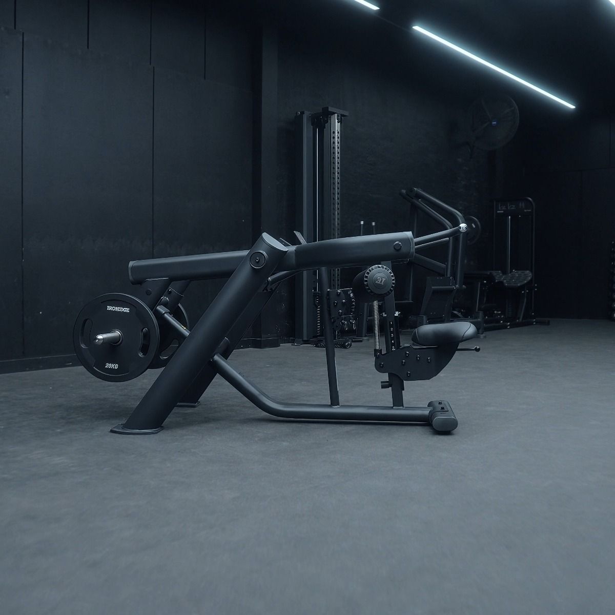 Seated Dip - Onyx™ Series